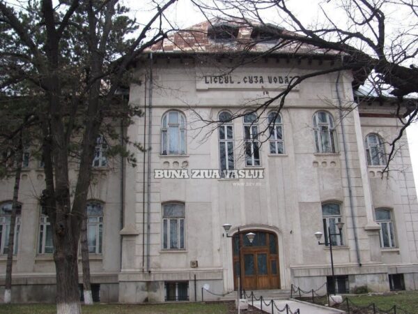 Maine, 2308 candidați din Vaslui susțin proba orală a Bacalaureatului 2